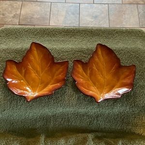 Fall leaf plates